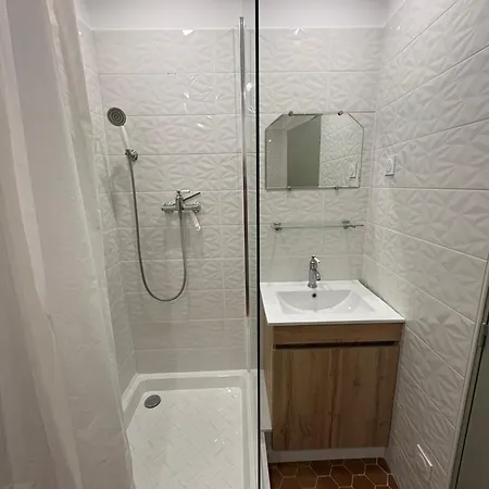 La Maison D'oscar 2 Apartment *