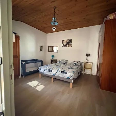 La Maison D'oscar 2 Apartment
